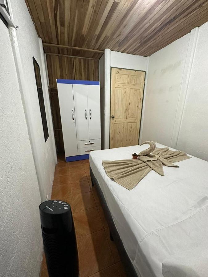 Отель La Casa De Detours Costa Rica Ла Фортуна Экстерьер фото